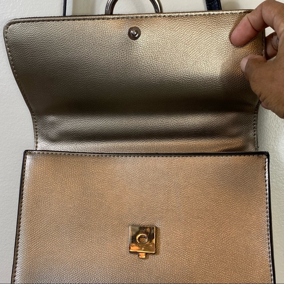 Carpisa Kuvera  Mettalic Pebble Grain Faux Leather Structured Bag Cross Body - Picture 4 of 14